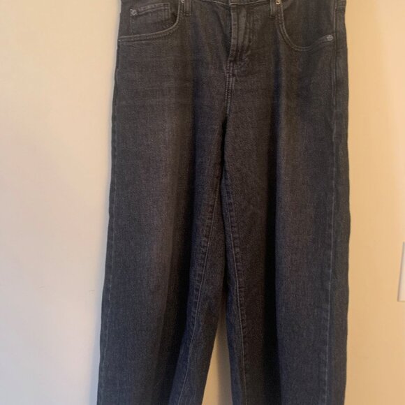 BDG Joey Wide Leg Jeans - Picture 2 of 4